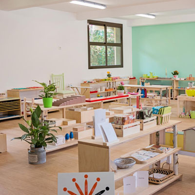 Mobiliario escuela Montessori